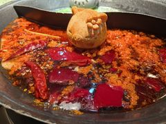 跷脚鸳鸯锅-鸿姐老火锅(静安店)