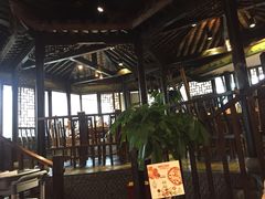 -沪小胖小龙虾(淮海中路旗舰店)