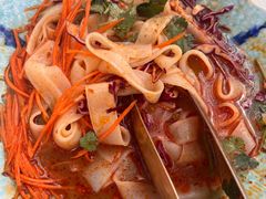 招牌龟兹炝拌凉皮-龟兹KUCINA·新疆菜(前滩L+PLAZA店)