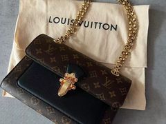 -小飞侠奢侈品回收 寄卖 养护(宝山宝龙广场店)