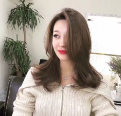 -TOP HAIR SALON