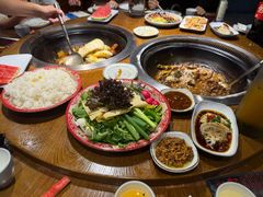 -万里闯关东铁锅炖菜馆(高新旗舰店)