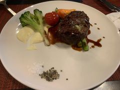-WOLFGANG PUCK KITCHEN & BAR(迪士尼小镇店)