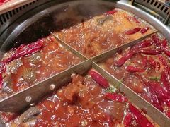 -城墙拐拐火锅(三峡广场黑金冠店)