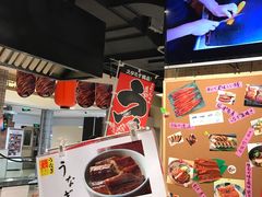 -梅龙镇广场