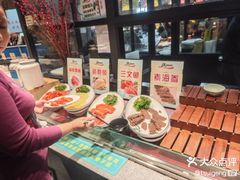 -遇上西雅图多融合海鲜自助餐厅(中房金谊广场店)