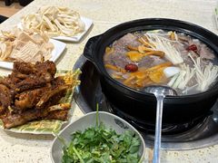-九寨特色牦牛肉汤锅 羊肉汤锅
