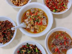 酸菜炒粉皮-笨罗卜浏阳菜馆(高桥永祥店)