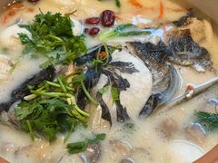秀水浓汤鱼头皇（半个）-羡餐厅·杭帮菜·淳菜(千岛湖自由洲际殿店)