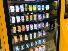 -泡泡玛特POPMART(国金街店)