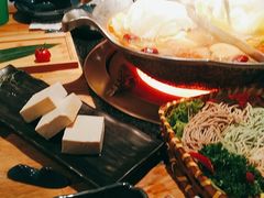 -湊湊火锅·茶憩(上海合生汇店)