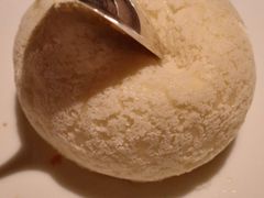 黑松露鹅肝包-新荣记(南京西路店)