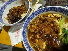 -沪西老弄堂面馆(定西路店)