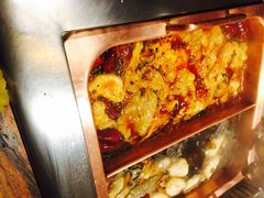 -老牌坊云南鱼豆花火锅(爱建店)