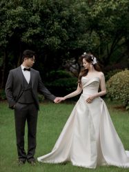 -MAO亲爱的猫婚纱摄影工作室