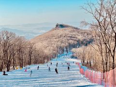 -中旅松花湖滑雪场