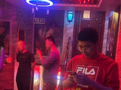 -路边边.炒菜烧烤.音乐餐厅(良乡长虹店)