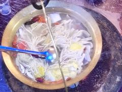 -江湖亮亮蒸虾大排档烤全羊清真(武汉总店)