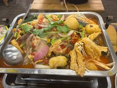-后街佬·炭火鲜鱼杂(南城店)