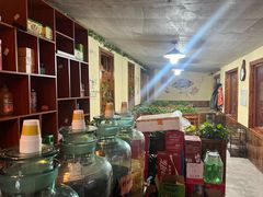 -果松木炭酸菜铜火锅·外婆参鸡汤