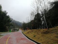 -梅岭月亮湾山体公园