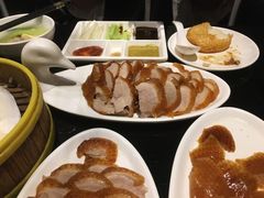 -皇城根·鲁菜济南菜·吊炉烤鸭·炒鸡鱼头(济南旗舰店)