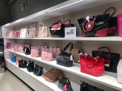 -唯品会(北京国瑞城店)