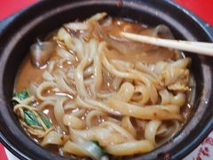 牛筋面宽粉-春艳砂锅居(新玛特店)