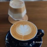 阳江探店|马路边波西米亚原木风咖啡店☕️