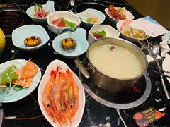 -淡尾·海鲜自助概念餐厅(虹桥南丰城店)