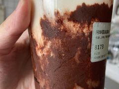 -喜茶(杭州滨江宝龙店)