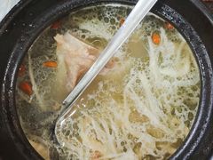 -老火大骨头汤馆