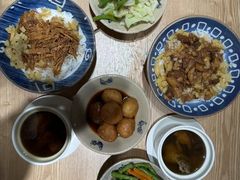 -红猪卤肉饭(大西洋美食城店)