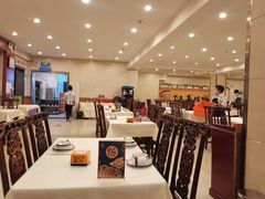 -鑫巴蜀小镇 · 水煮鱼专研店(玉桥店)