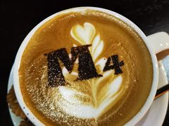 -M4·酒吧·威士忌·咖啡