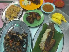 -黄亚华小食店(Jalan Alor)