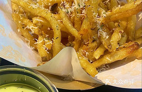 Truffle Sauce Fries