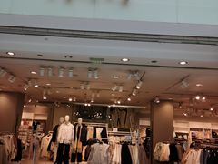 -H&M(鹏欣水游城店)