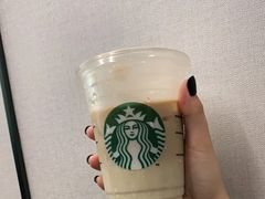 豆奶拿铁-星巴克(深圳欢乐颂店)