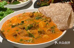 Dehong Sour Spicy Beef Brisket