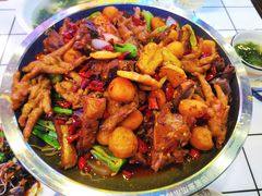 干锅鸡爪肥肠排骨-重庆金爪爪特色干锅(大竹林直营店)