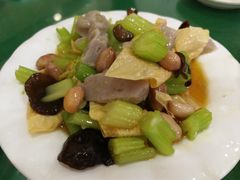 素拼-正顺饸饹馆(中土商务楼店)