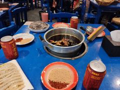 传统锅底-马路边边串串香(双井直营店)