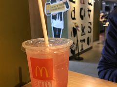 -麦当劳(新华路步步高店)