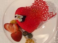 -广州塔卢特斯法国旋转餐厅