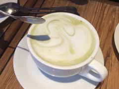 -玛格萝妮(汇智国际商业中心店)