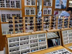 -沪睛眼镜蔡司官方授权店(金桥佳林路店)