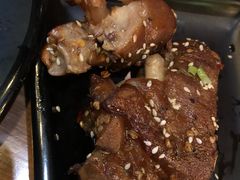 烤猪蹄-二旗里烧烤·烤羊排(龙域店)
