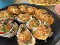 -覃记海鲜美食餐厅