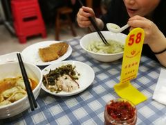 -潘国仙耳光馄饨(黄家阙路店)